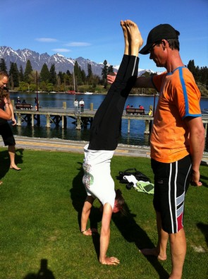JaapYoga-over-ons-hand-stand JaapYoga-over-ons-hand-stand